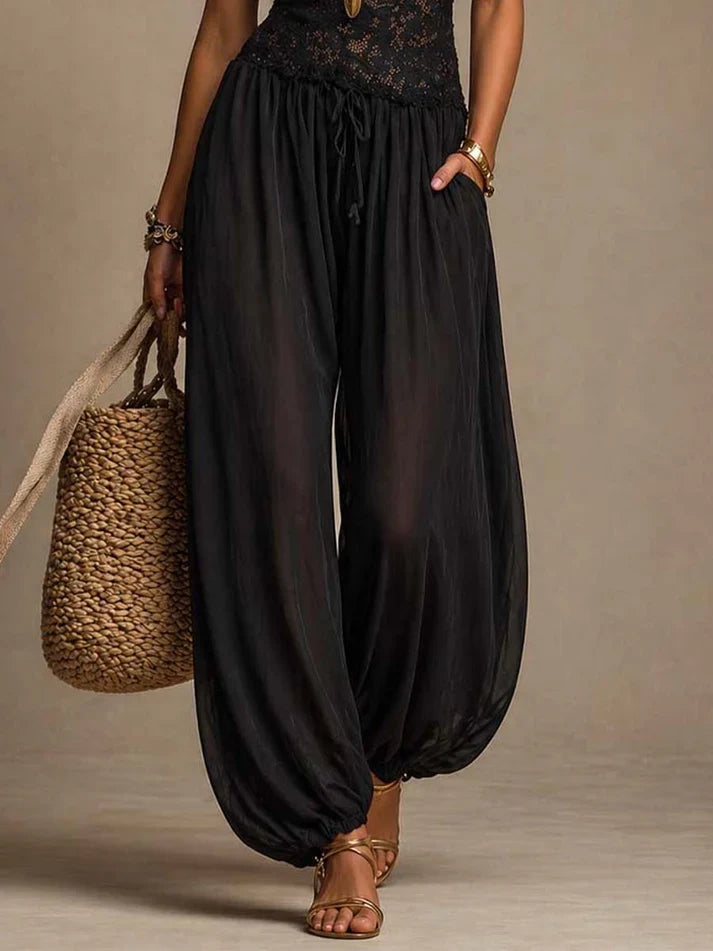 Mono halter con encaje fluido