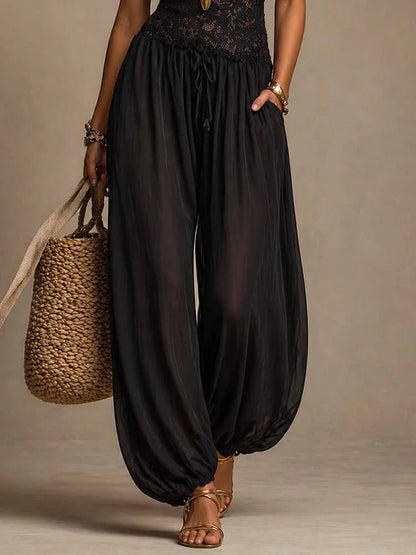 Mono halter con encaje fluido