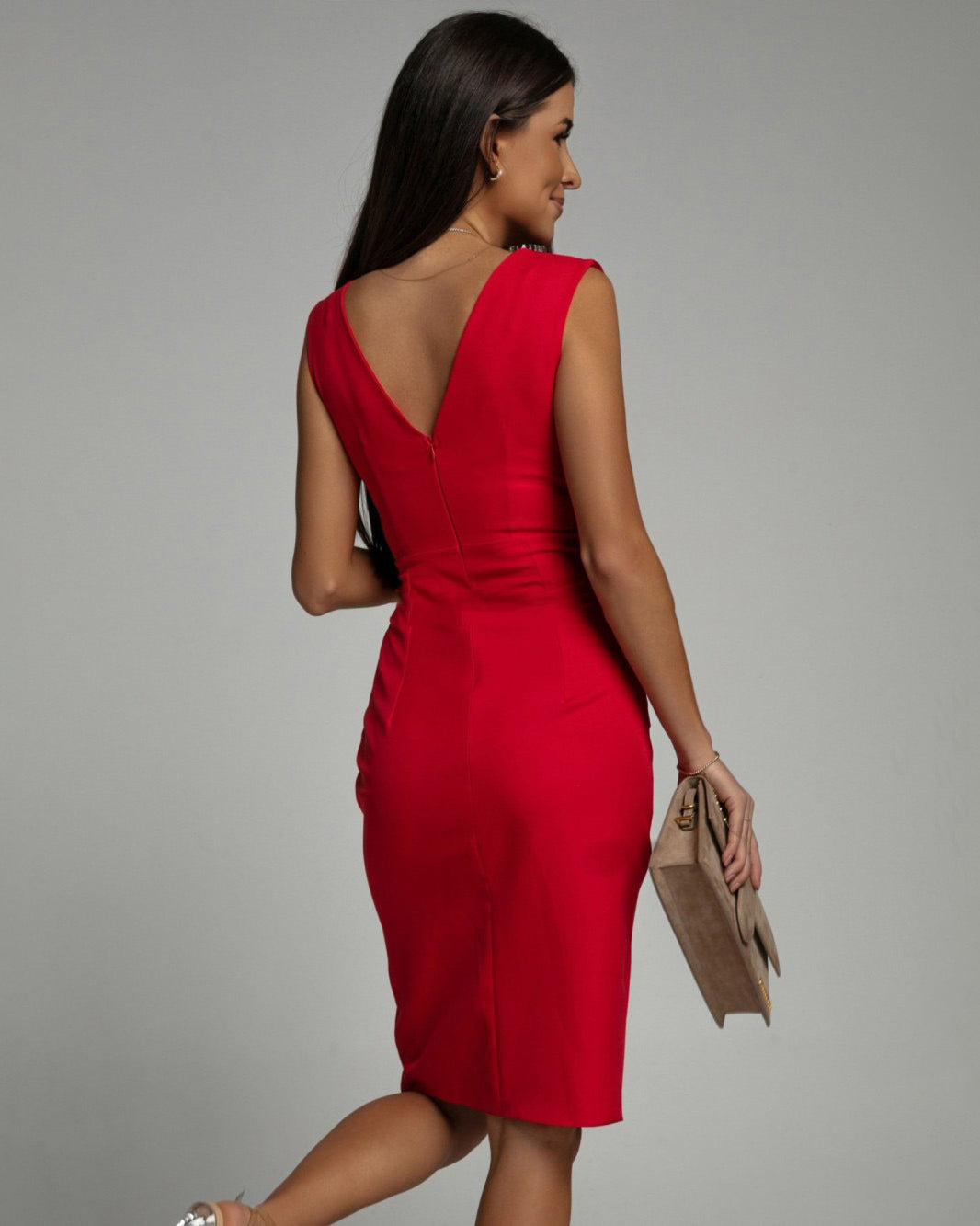 Vestido Elegante de Viscosa con Detalle de Abertura