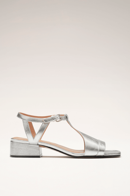 Sandalias Plateadas de Verano
