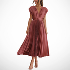 Vestido Elegante con Pliegues