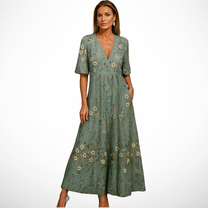 Vestido Largo con Elegancia Botánica