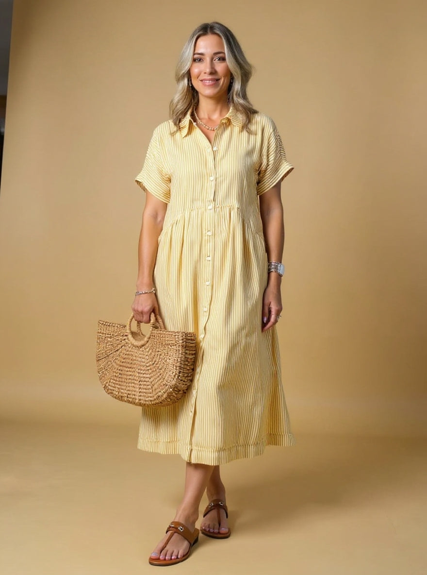 Vestido Elegante de Rayas Suaves