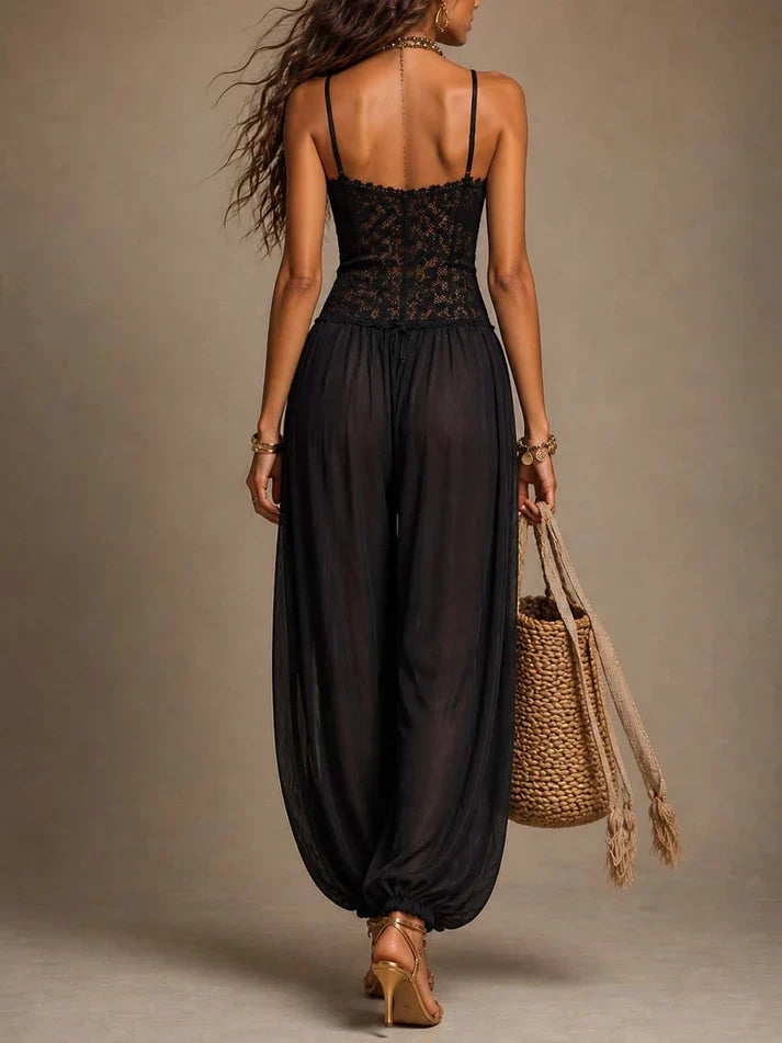 Mono halter con encaje fluido