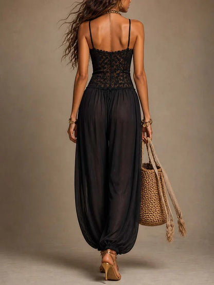 Mono halter con encaje fluido