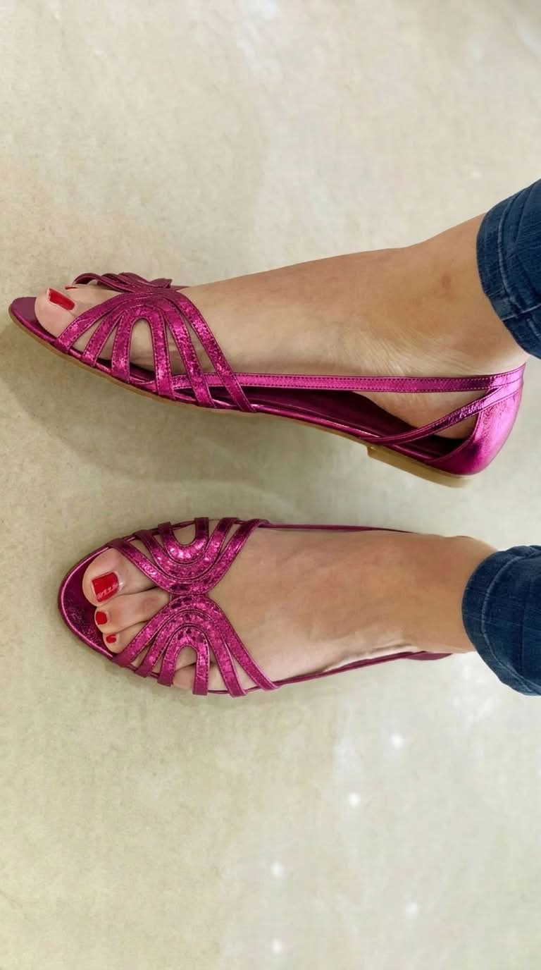 Sandalias Doradas Luz de Verano