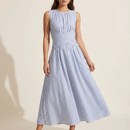 Vestido de rayas con cintura cruzada