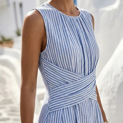 Vestido de rayas con cintura cruzada