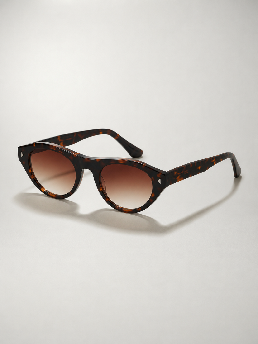 Gafas de Sol Cat-Eye con Puente Keyhole