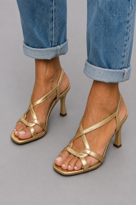 Sandalias Doradas Encanto Verano