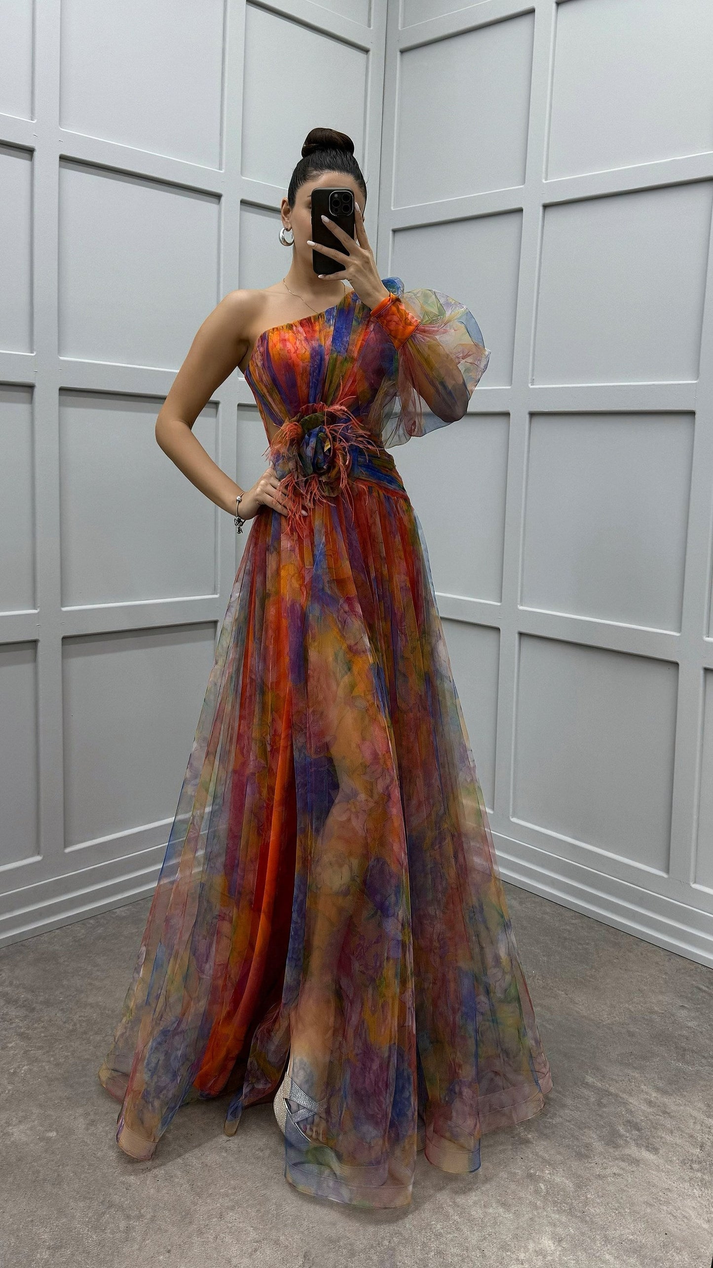 Vestido Floral con Toque de Elegancia