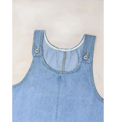 Vestidos relajados con look denim
