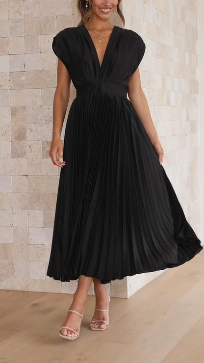 Vestido Elegante con Pliegues