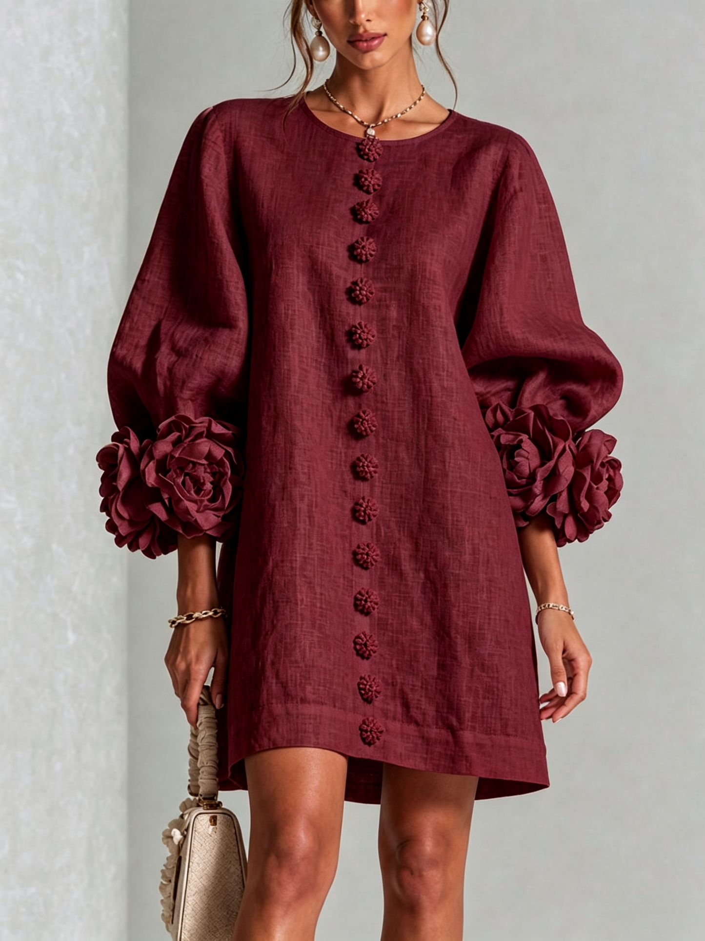 Mini vestido con botones y mangas florales