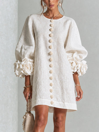Mini vestido con botones y mangas florales