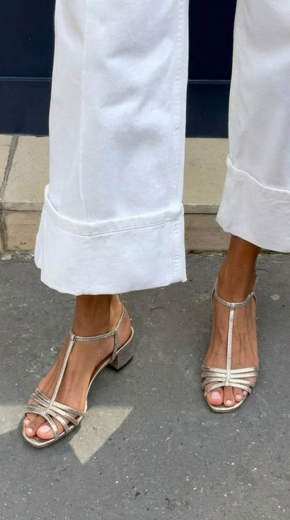 Sandalias Doradas Elegancia Diaria