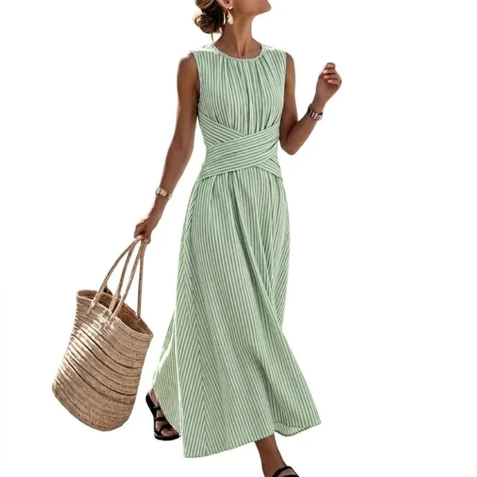 Vestido de rayas con cintura cruzada
