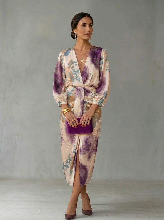 Elegante vestido con escote en V