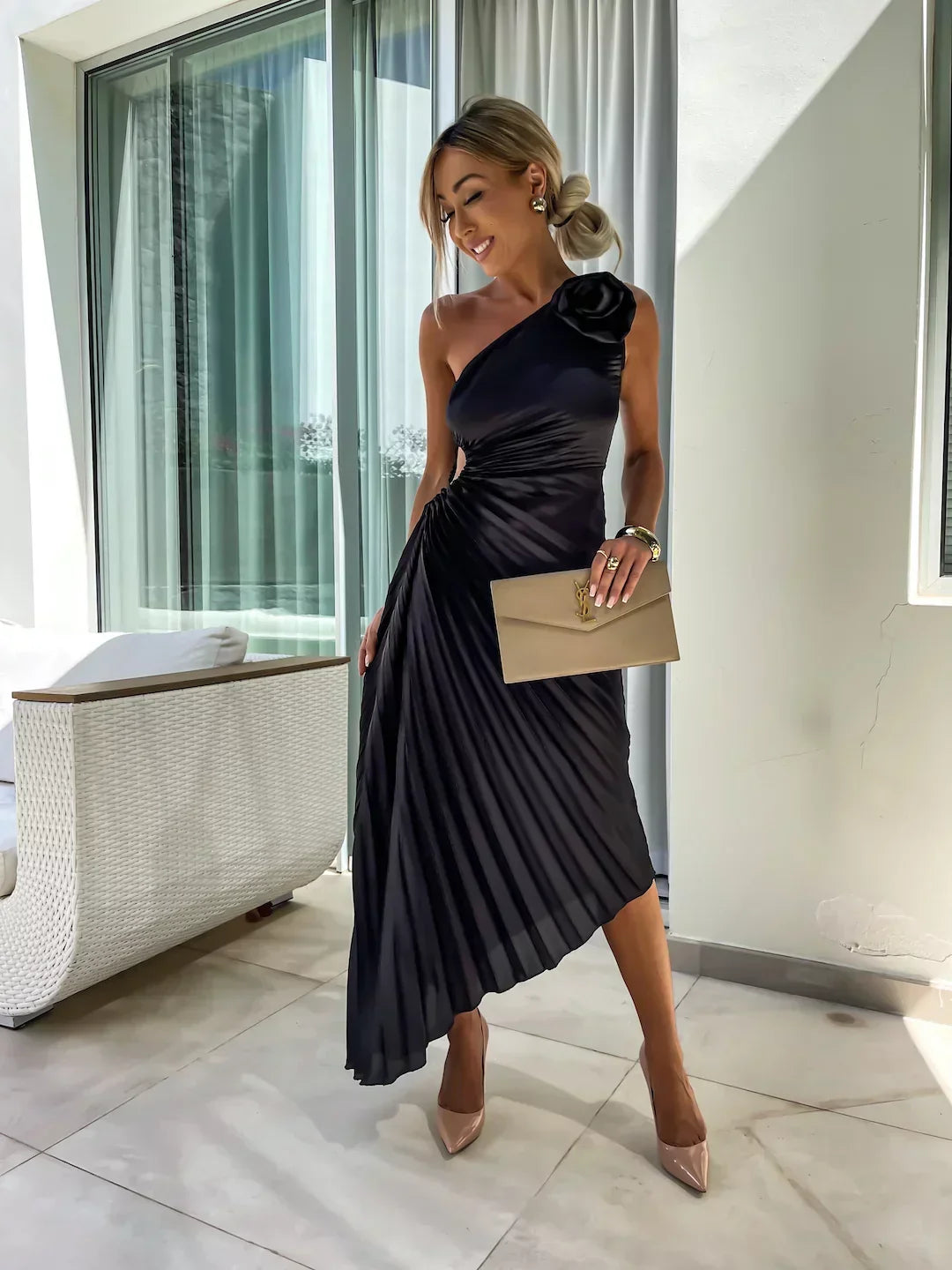 Elegante Vestido Maxi Floral de Un Solo Hombro