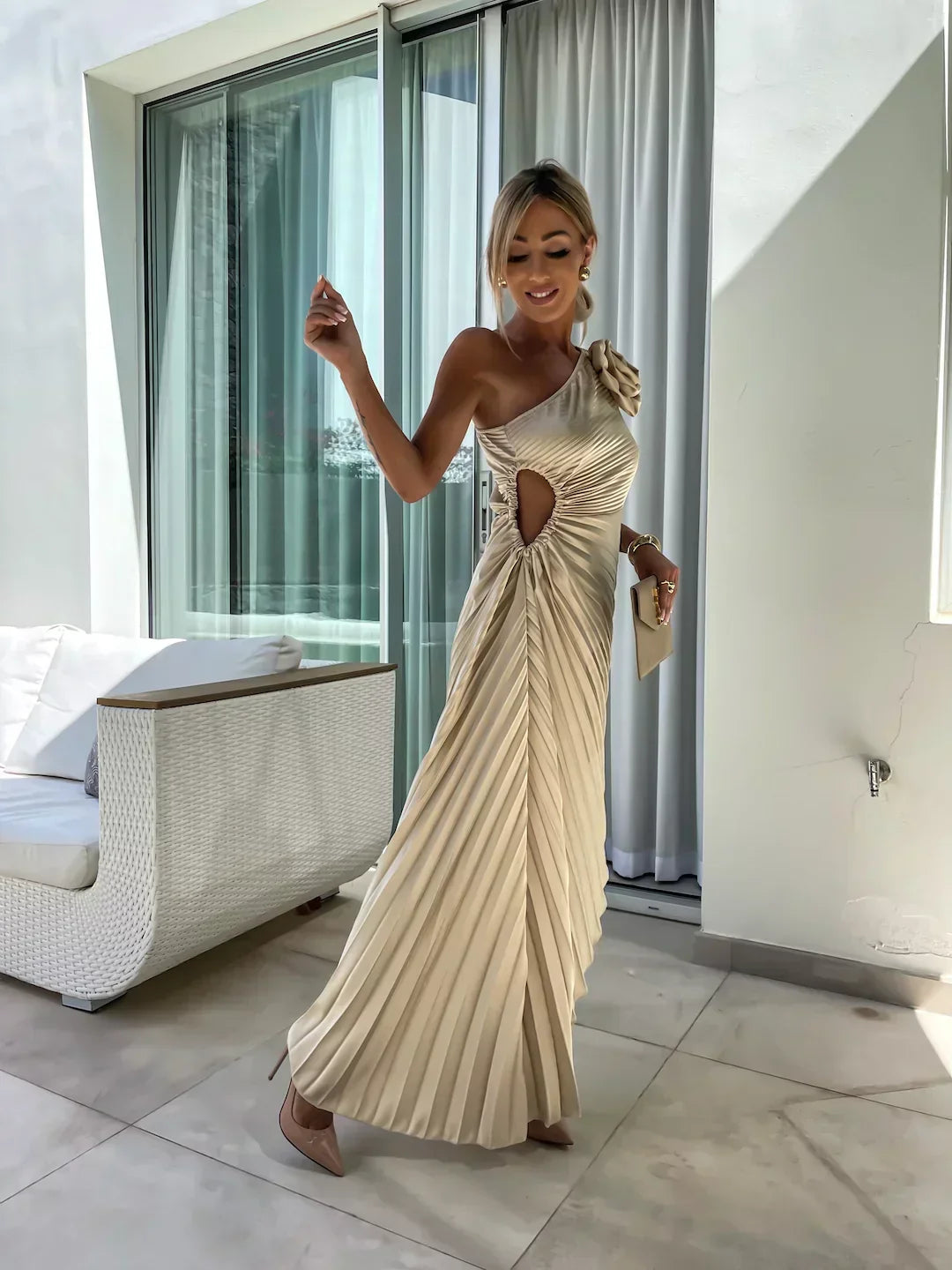 Elegante Vestido Maxi Floral de Un Solo Hombro