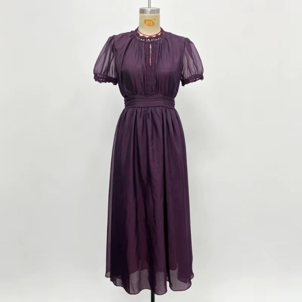 Vestido largo de gasa morado maniquí