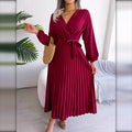 Vestido largo plisado burdeos
