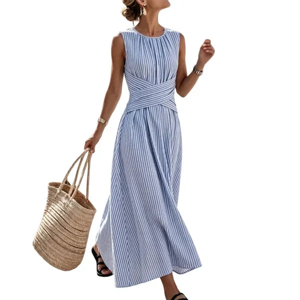 Vestido de rayas con cintura cruzada