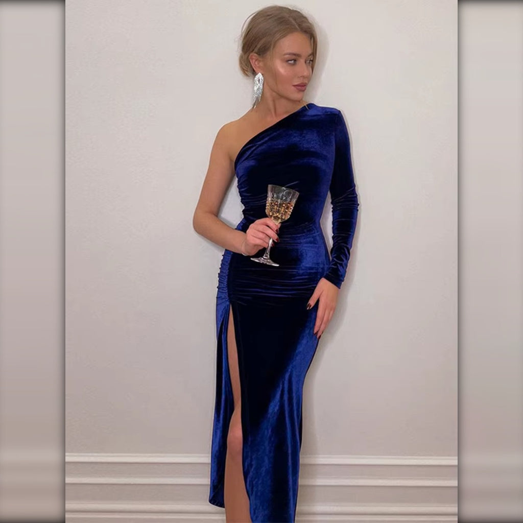 Vestido de terciopelo azul